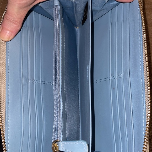 💥𝚅𝚃𝙶:Coach Cream Wallet Double Buckle Zip Around - Picture 3 of 10